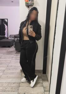 Chica busca chico en Barcelona: 