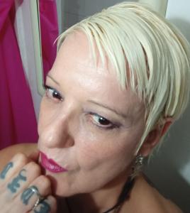 634748491: Chica busca chico en Valencia