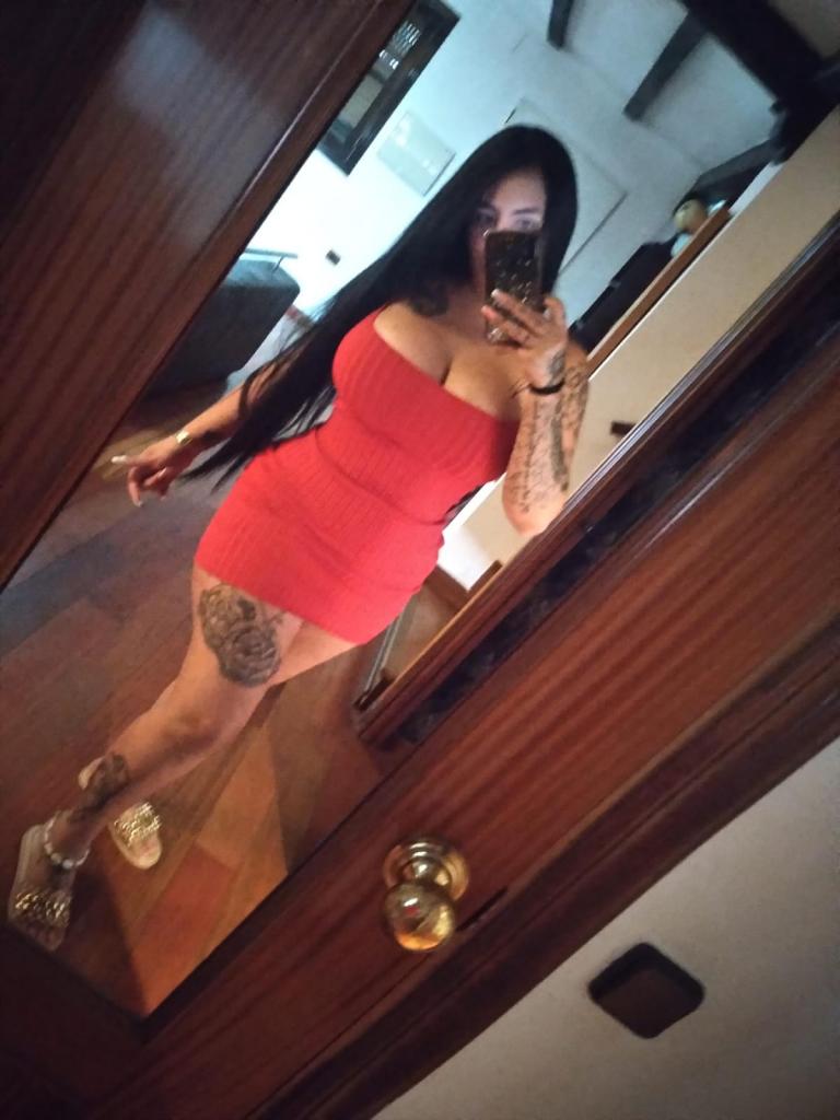 Chica busca chico en Sevilla: Chica busca chico