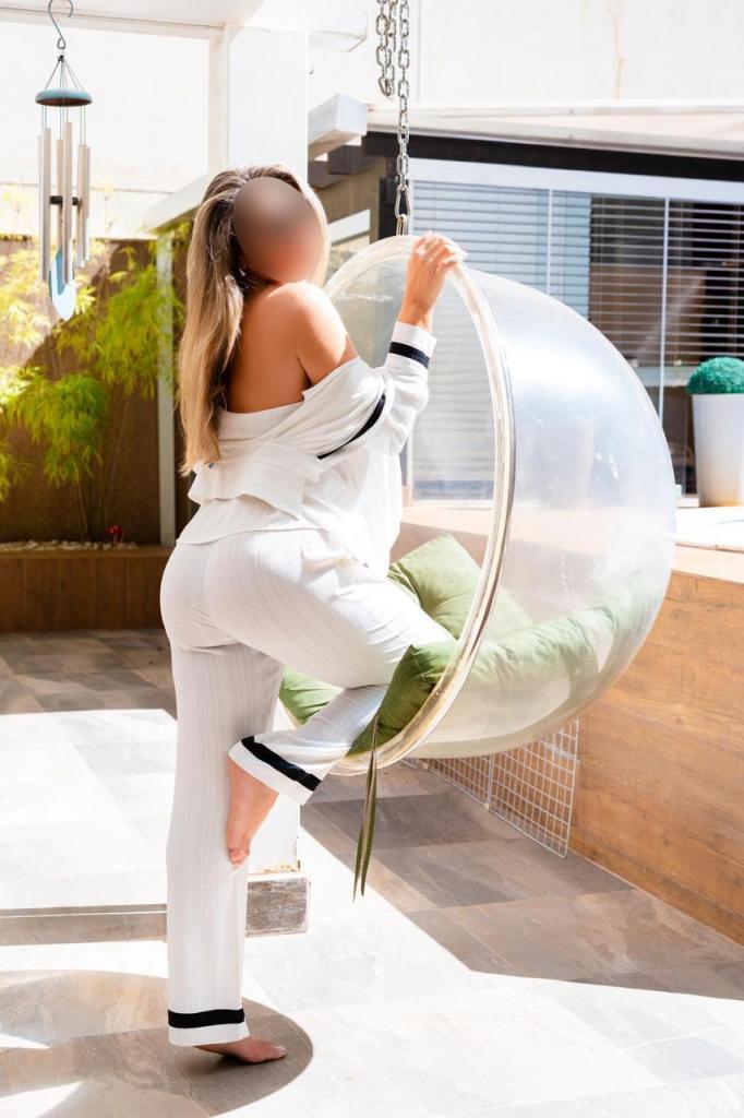 604309561: Chica busca chico en Tenerife