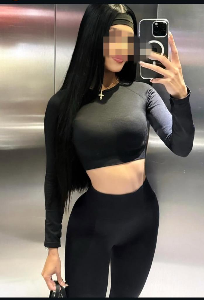 Chica busca chico en Almería: 