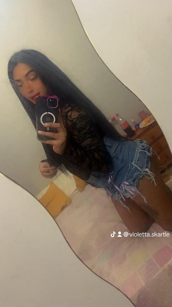 699384473: Transexual en Lugo