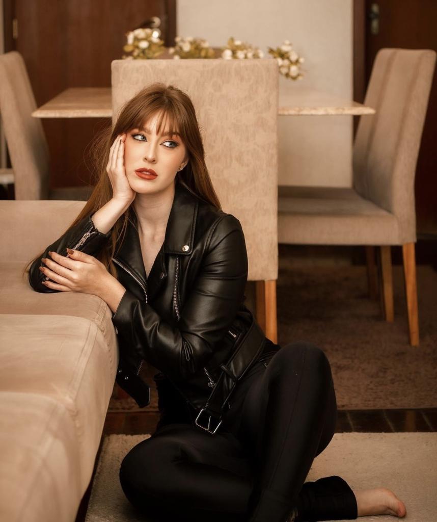 694285589: Chica busca chico en Mallorca