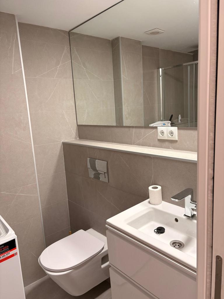 613837389:  en Gerona