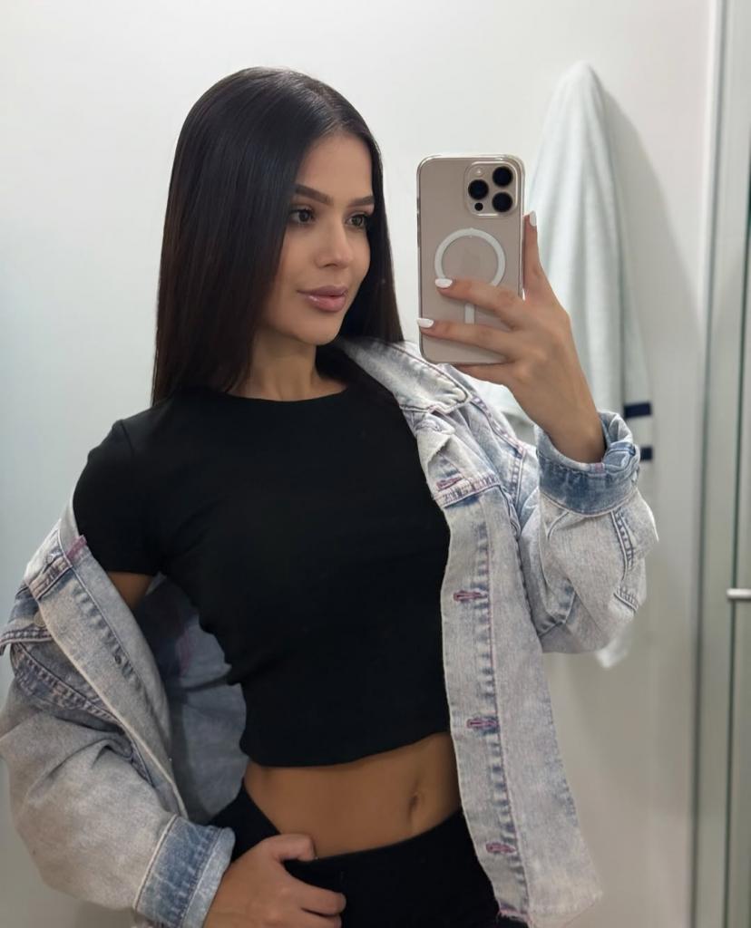 647206944: Chica busca chico en Ávila