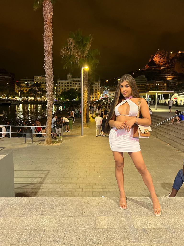 671158872: Travesti en Cantabria