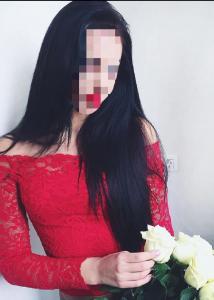 613519879: Chica busca chico en Cantabria