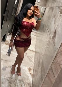 613931945: Chica busca chico en Cuenca