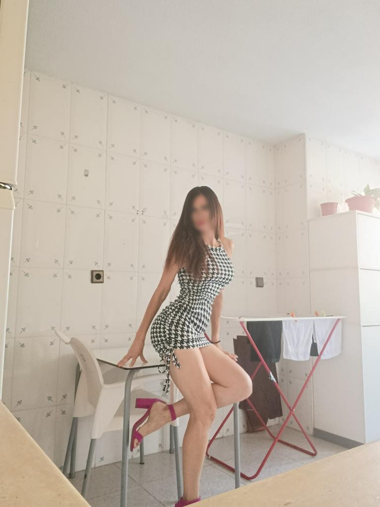 634122483: Chica busca chico en Murcia