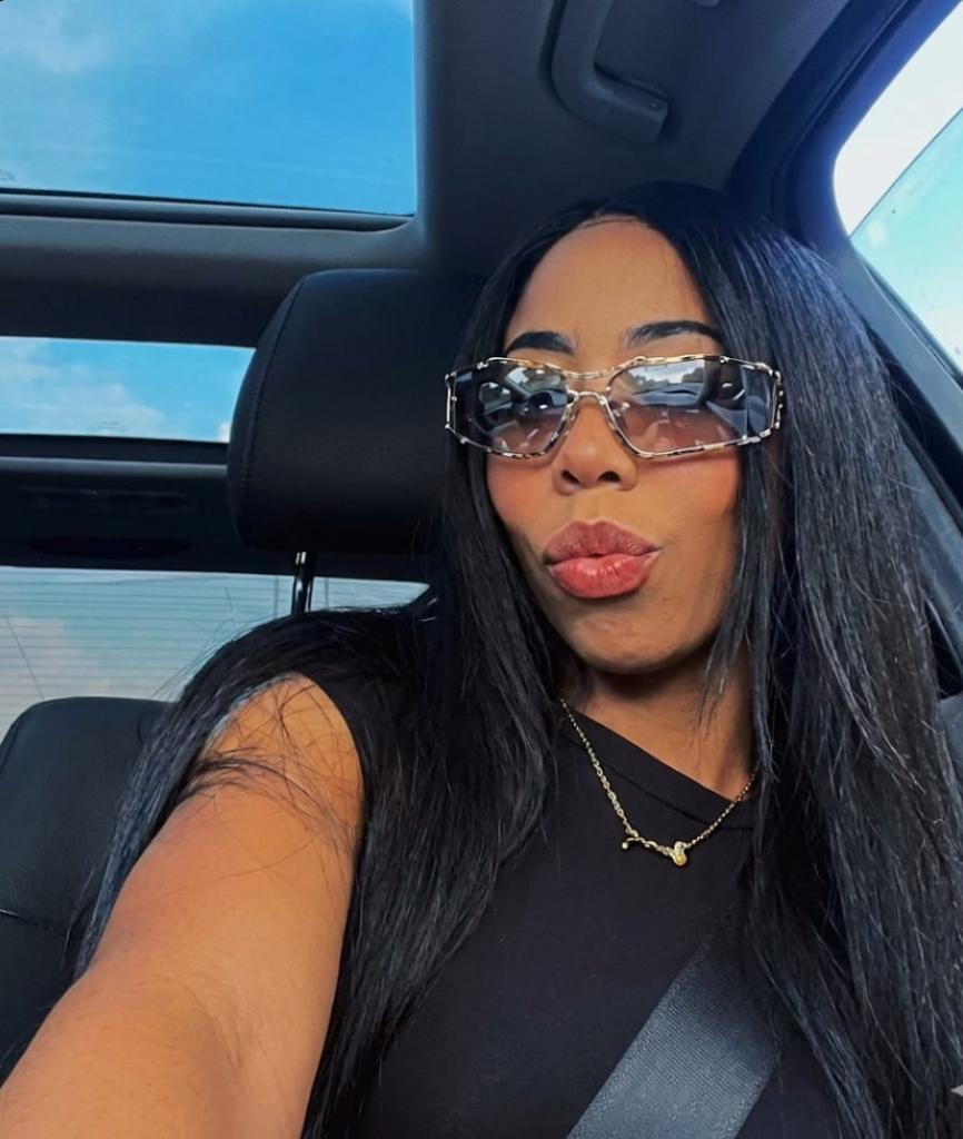 631757288: Chica busca chico en Barcelona