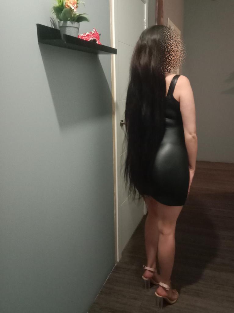 614714283: Chica busca chico en Sevilla