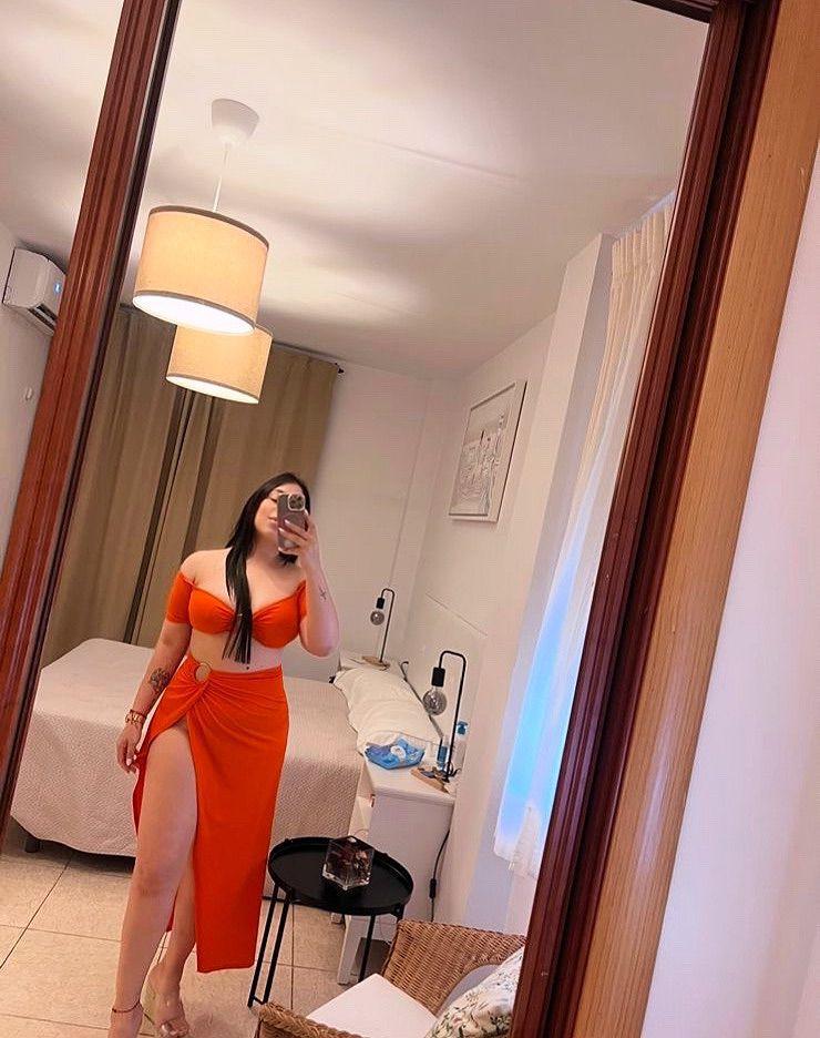 Chica busca chico en Sevilla: 