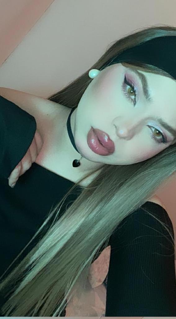 611269247: Transexual en Navarra