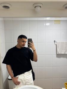 613856352: Chico busca chica en Cantabria