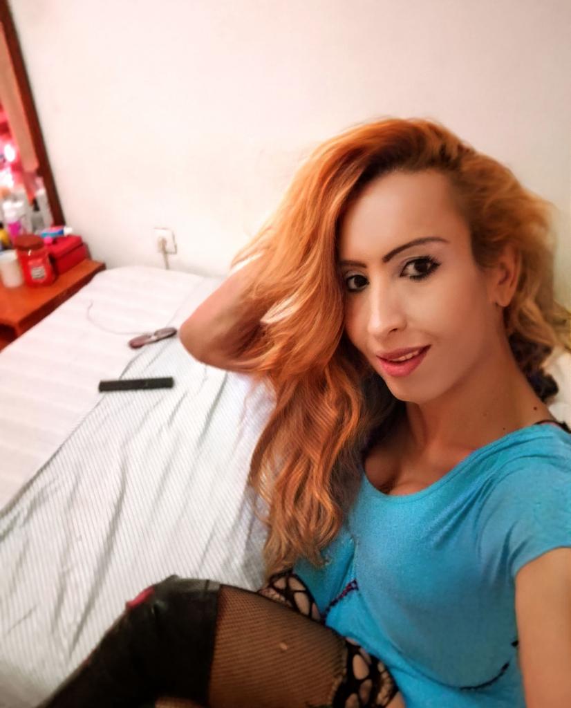 674380515: Chica busca chico en Valencia