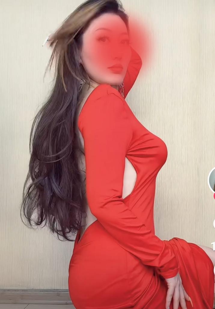 600041501: Chica busca chico en Gerona