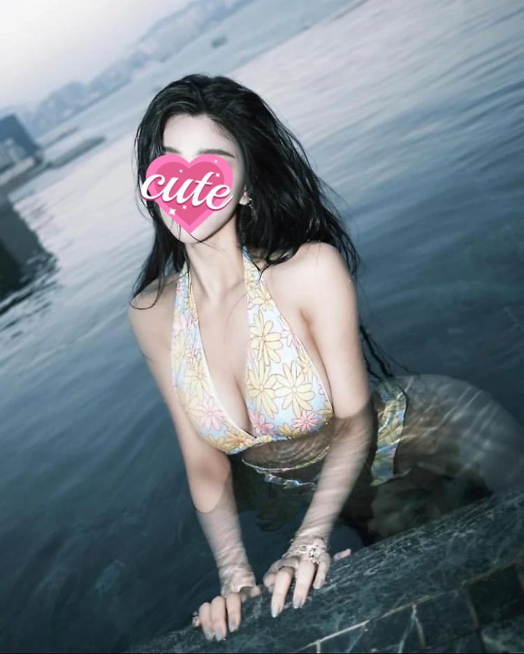 636681949: Chica busca chico en Sevilla