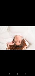 631007276: Chica busca chico en Barcelona