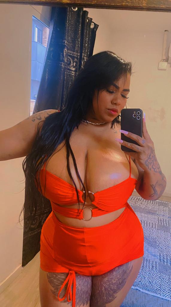 Chica busca chico en Barcelona: 