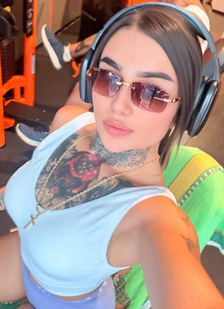 637994852: Chica busca chico en Málaga