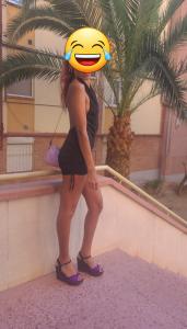 677334572: Chica busca chico en Madrid