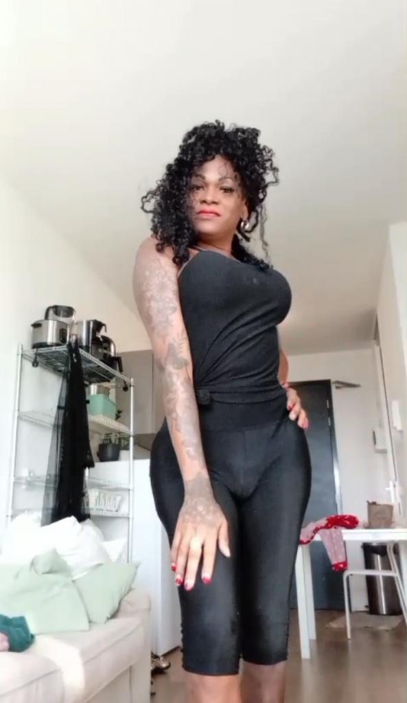 614711403: Travesti en Córdoba