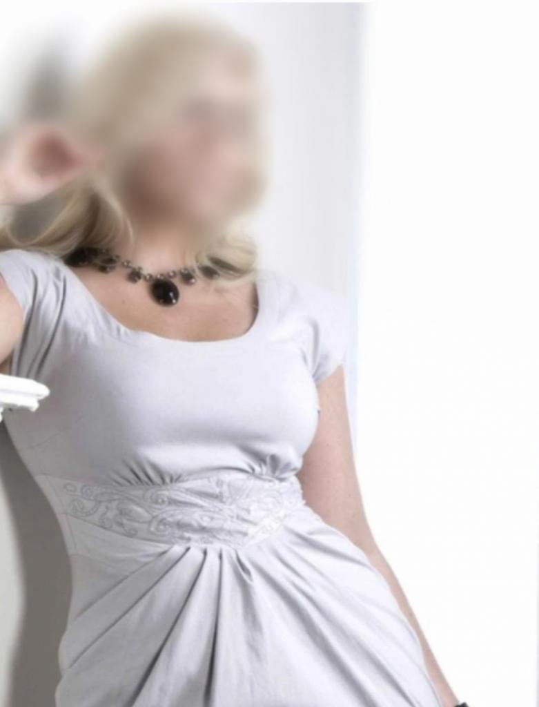 Chica busca chico en Zaragoza: Chica busca chico