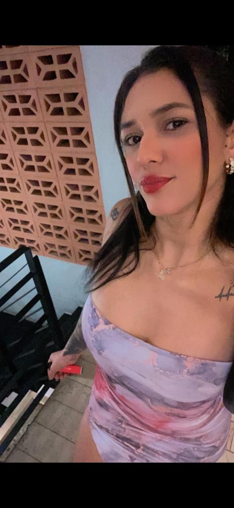 642428998: Chica busca chico en La Coruña