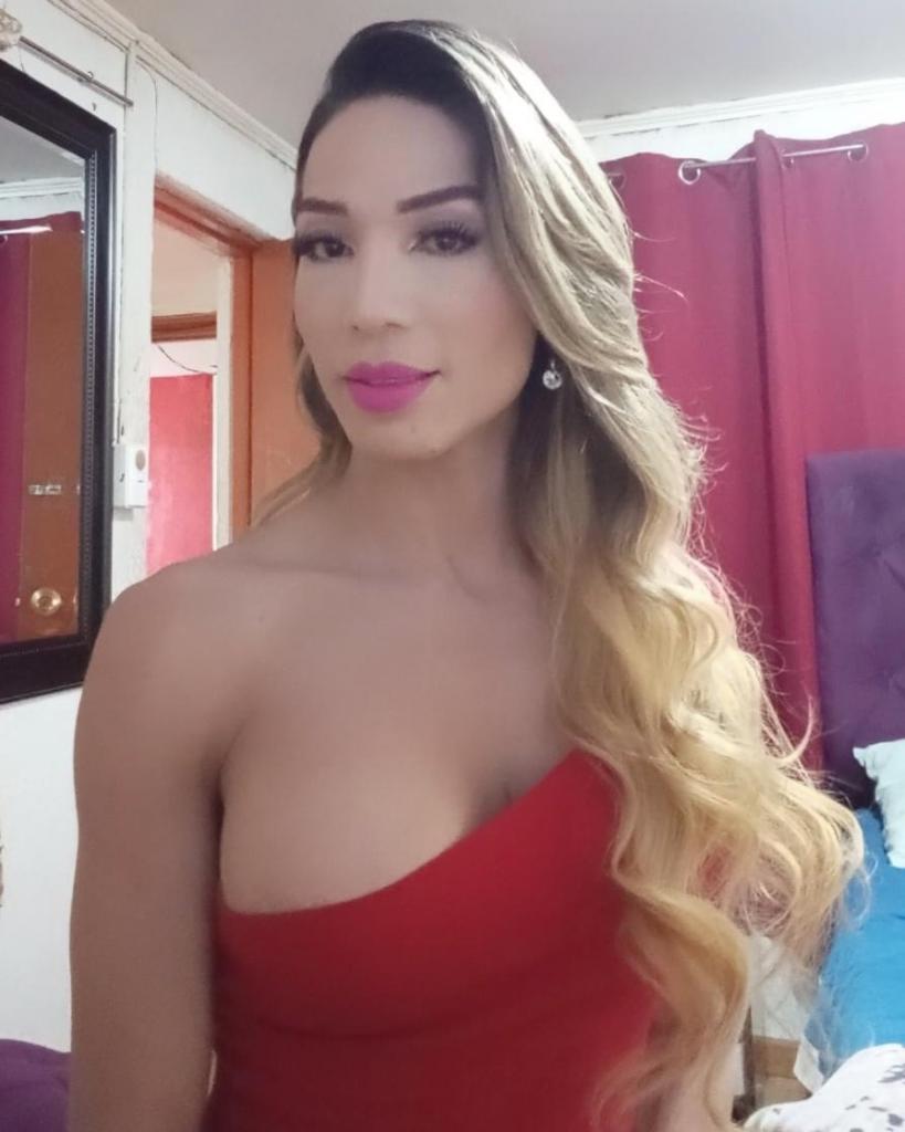 669333917: Transexual en Cádiz