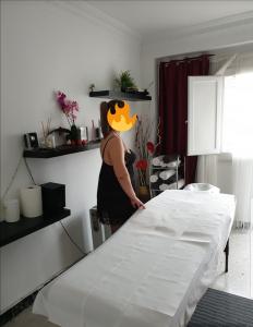 688393040: Chica busca chico en Zaragoza