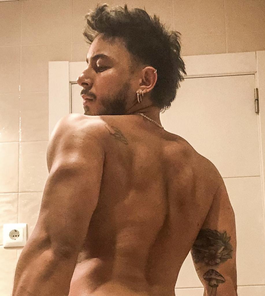 672044911: Chico busca chica en Navarra