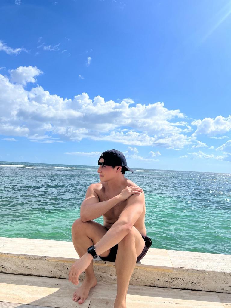 692972990: Chico busca chica en Valencia