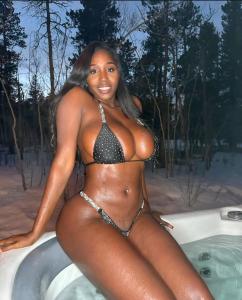 614812769: Chica busca chico en Zaragoza