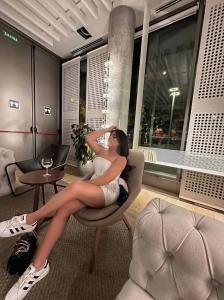 613603845: Travesti en Barcelona