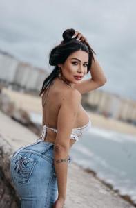 663437335: Transexual en Barcelona