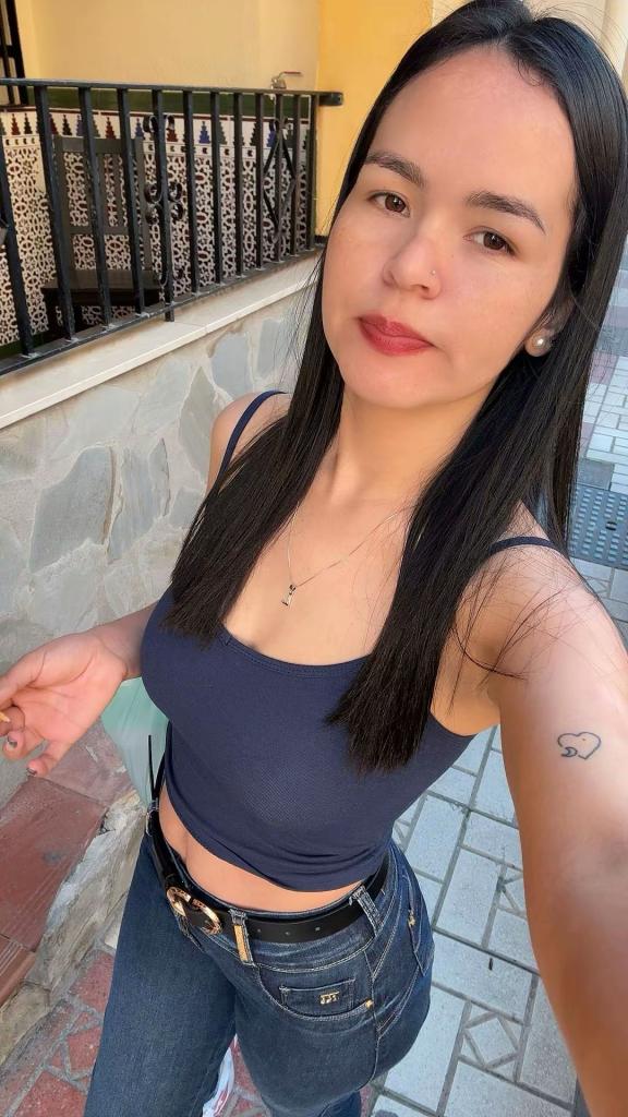 Chica busca chico en Granada: Chica busca chico