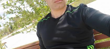 644729334: Chico busca chica en Madrid