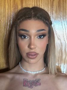 697659752: Travesti en Madrid