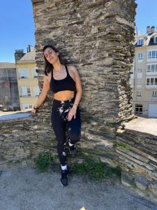 697696775: Chica busca chico en Barcelona