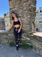 697696775: Chica busca chico en Barcelona