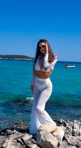 613698843: Chica busca chico en Málaga