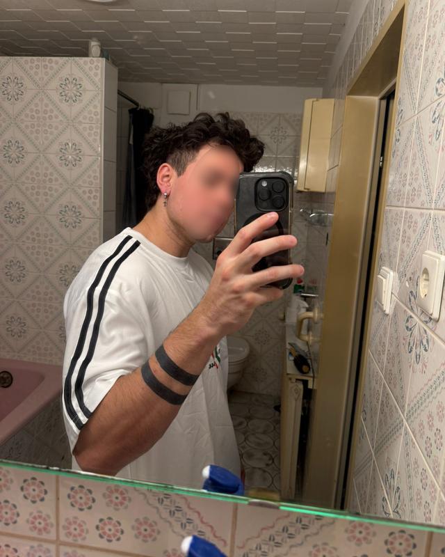 653046514: Chico busca chica en Madrid