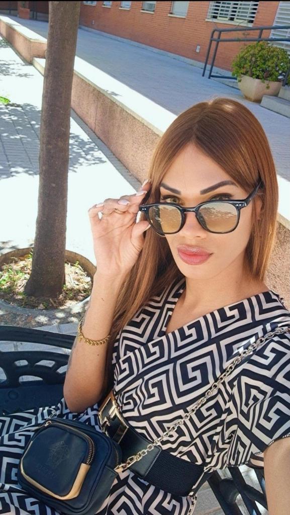 642213309: Transexual en Sevilla