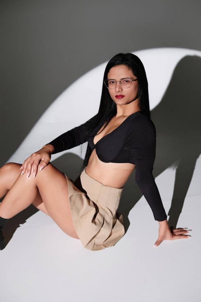 634649359: Chica busca chico en Ibiza