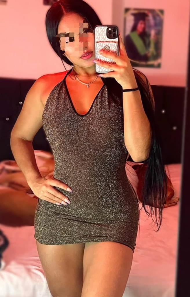 722521357: Transexual en Menorca