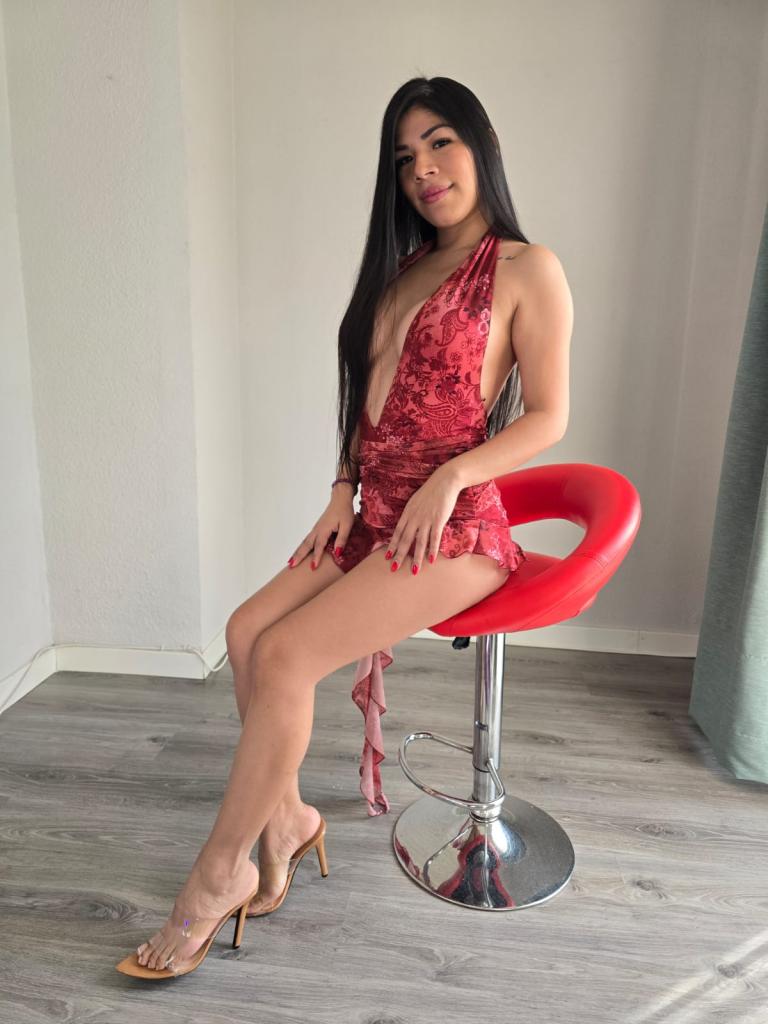 624557726: Chica busca chico en Madrid