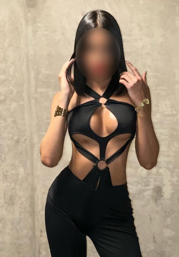 613365697: Chica busca chico en Almería
