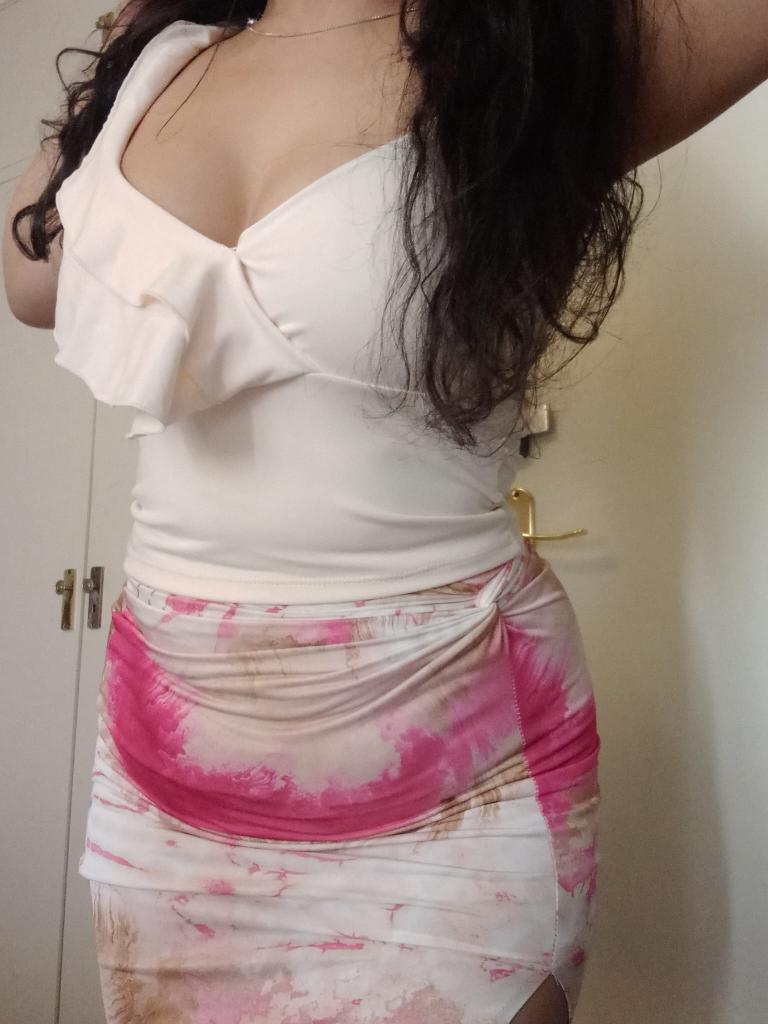 742095116: Chica busca chico en Huesca