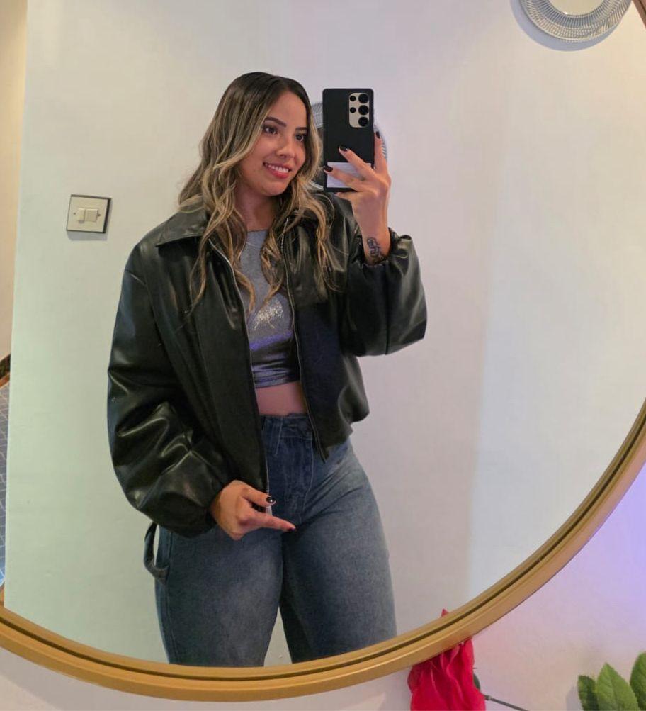 643885316: Chica busca chico en Zaragoza