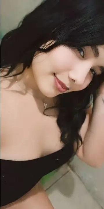 695332947: Chica busca chico en Tenerife